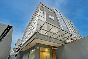 Front of property - Hotel O near Monas formerly Cideng Timur Residence (Jakarta)