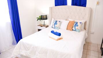 4 bedrooms, desk, iron/ironing board, free WiFi