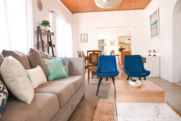 Smart TV Viewing Space. Large sofa. Cable. Netflix ready. Fire Stik.
