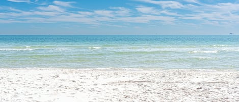 ハウス 3 ベッドルーム 喫煙可 プールビュー | ビーチ