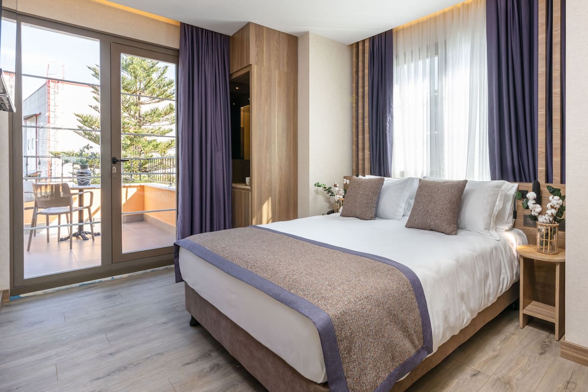 Habitación exclusiva, vista a la alberca | 1 habitación, sábanas de algodón egipcio y ropa de cama de alta calidad