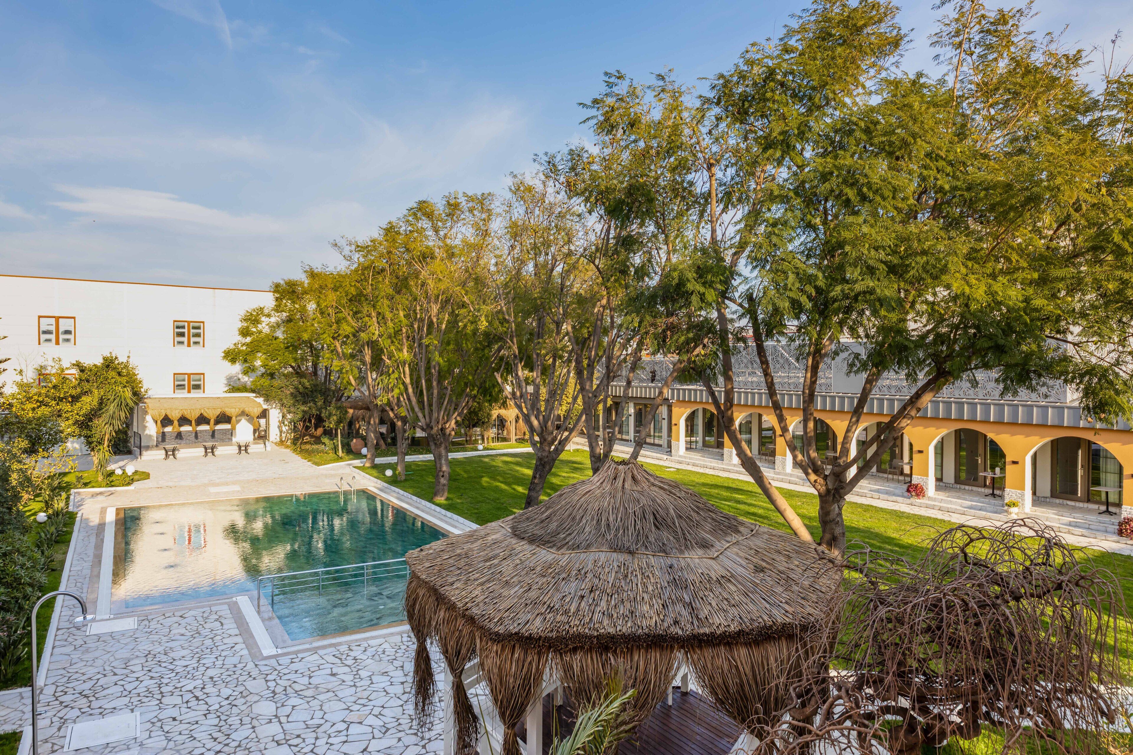 Foto - Ema Houses