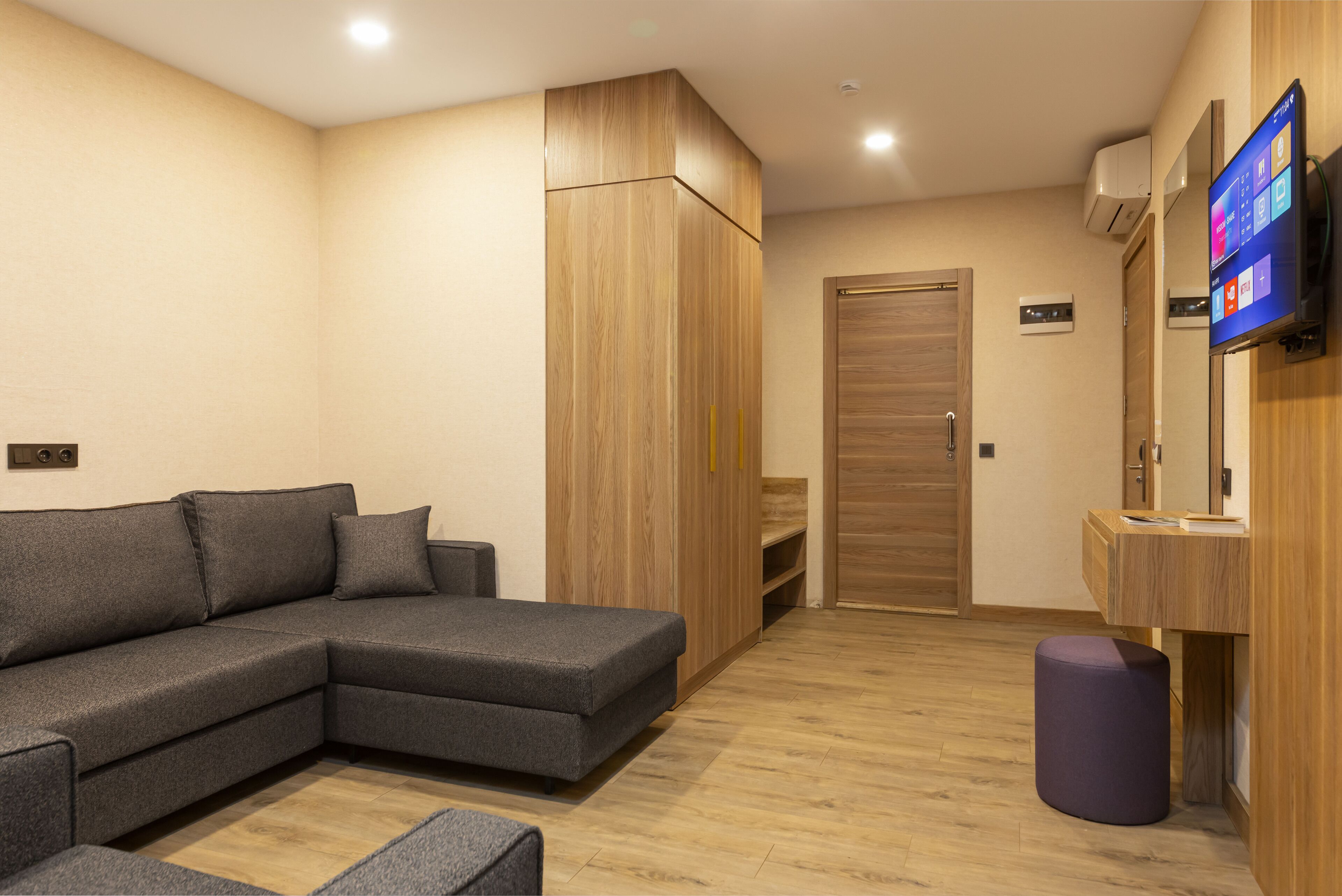 Foto - Ema Houses