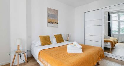 2 pieces renovee a neuf Paris 5 - 4P