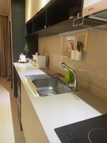 Hees Standard | 私人廚房 | 大型雪櫃/冰箱、微波爐、咖啡機/沖茶器、電熱水壺