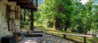 Charming house by the river in the Verzasca Valley (CASA AL FIUME)