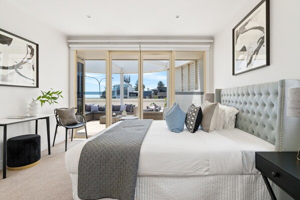 4 bedrooms, free WiFi, bed sheets - South Head - Premier Penthouse with amazing views of Harbour Bridge, City Skyline and Sydney Harbour (Vaucluse)