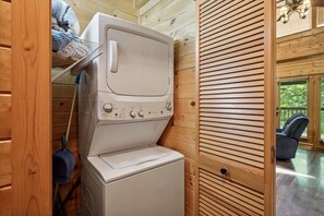 Interior - Golden Grizzly Cabin by Beyond Expectations with Hot Tub (Sevierville)