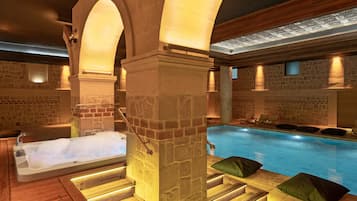 Sauna, Whirlpool, Dampfbad, Türkisches Bad/Hamam, Aromatherapie