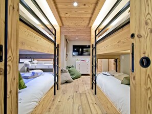 5 Schlafzimmer, kostenloses WLAN, Bettwäsche