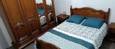 3 habitaciones, wifi gratis y ropa de cama