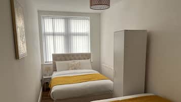 1 quarto, ferros/tábuas de passar roupa, Wi-Fi, roupa de cama