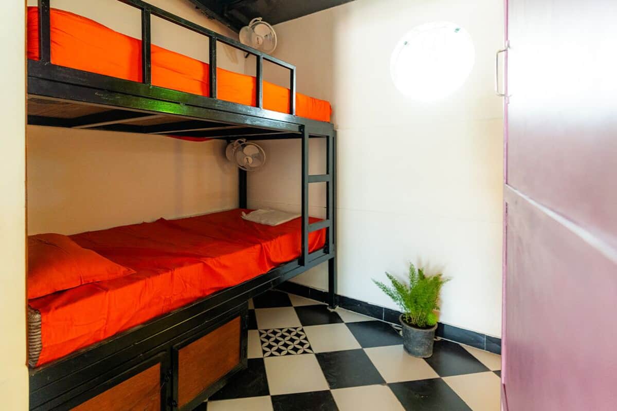 1 habitación, wifi gratis y ropa de cama