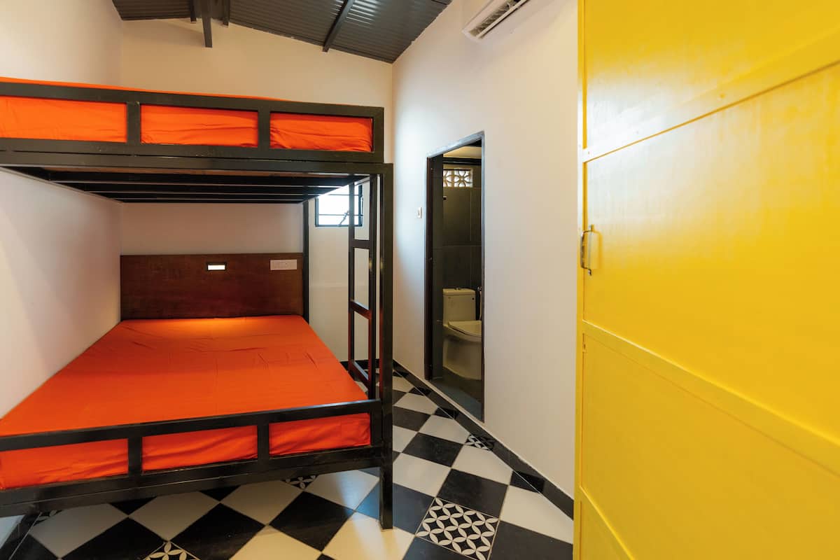 1 habitación, wifi gratis y ropa de cama