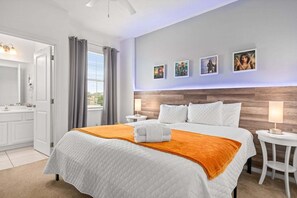 12 bedrooms, iron/ironing board, free WiFi, bed sheets - Big Family Home! Game Room | Sleeps 26! (Kissimmee)