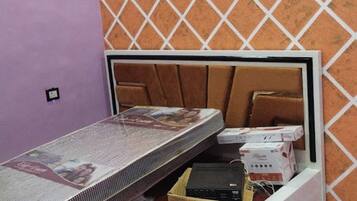 Premium bedding, free WiFi, bed sheets