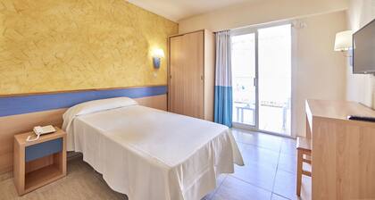 AHOI! Urban Beach Hotel