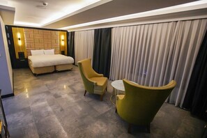 1 bedroom, Egyptian cotton sheets, premium bedding, minibar