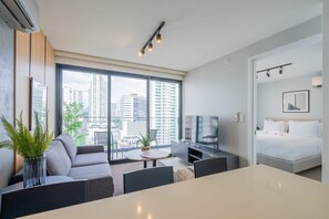 Fernseher, Arbeitsbereiche