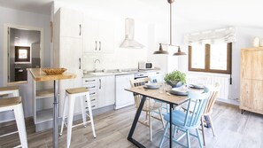 Comfort Apartment, Mountain View | Living area | TV - APARTAMENTOS CREATIVOS VILLARUBEI (Villarroya de los Pinares)