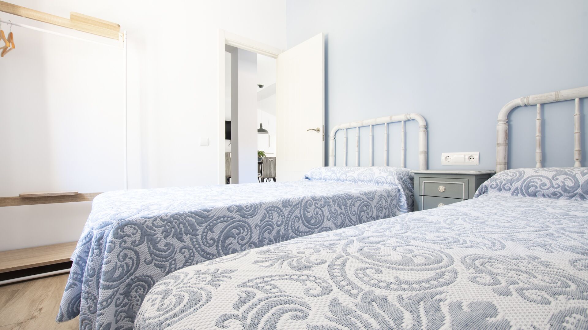 Deluxe Apartment, City View | Blackout drapes, soundproofing, iron/ironing board, free WiFi