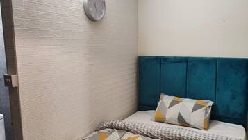 Blackout drapes, iron/ironing board, free WiFi, bed sheets