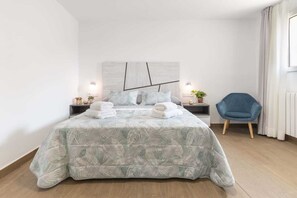 1 soverom, sengetøy av topp kvalitet, dundyner og memory foam-senger