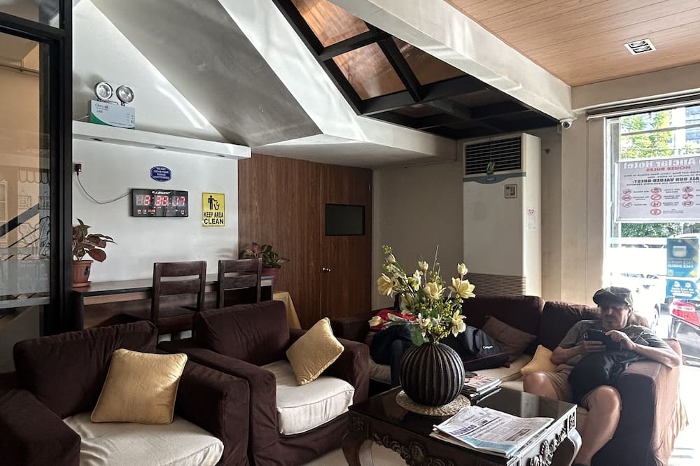 La Anclar Hotel