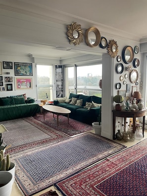 Living area - Appartement Paris 14, vue sur Parc Montsouris,balcon Filant Plein sud (Paris)