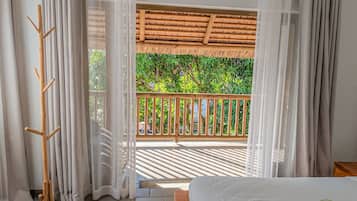 Standard Double Room, Garden View | Egyptian cotton sheets, premium bedding, down comforters