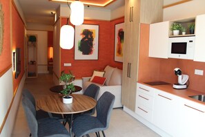 Private kitchen - Promotur Suites - Ayora (Valencia)