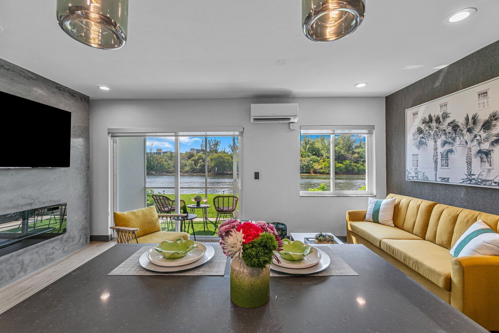 Smart-TV, Arbeitsbereiche, Computerbildschirme, Drucker