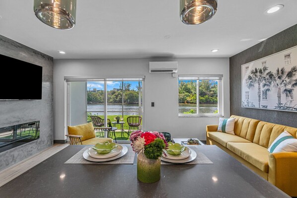 Smart-TV, Arbeitsbereiche, Computerbildschirme, Drucker