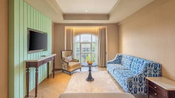 Premium Studio Suite, Hill View | Individually decorated, individually furnished, desk, free WiFi