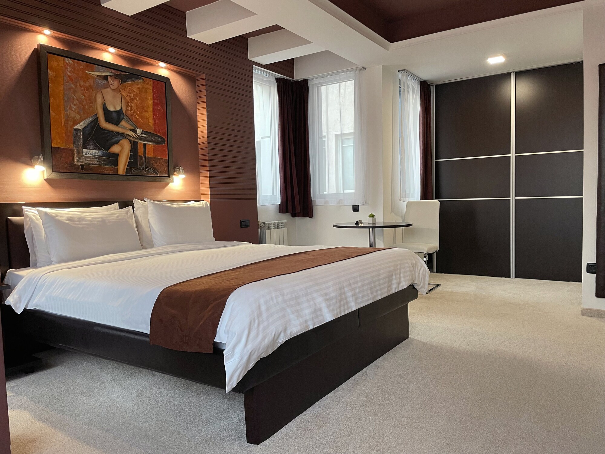 4 Star Hotels