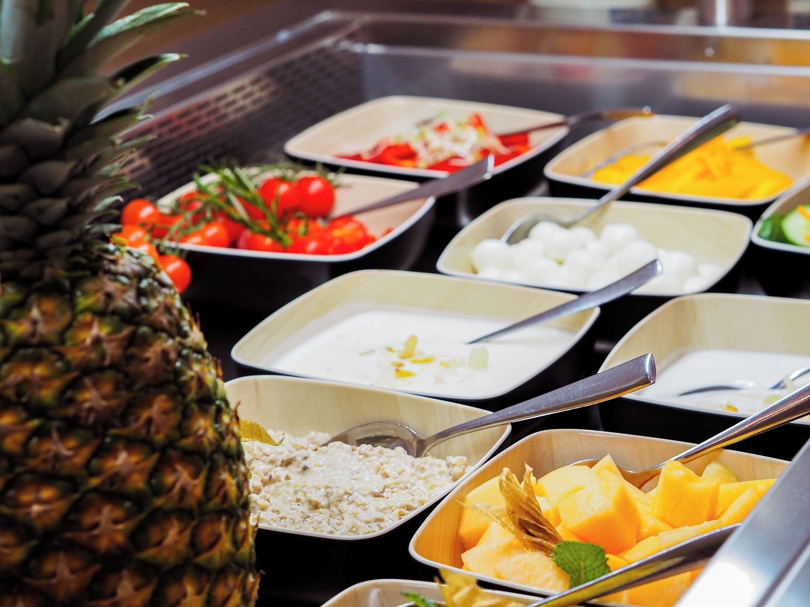 Daily buffet breakfast (EUR 9.90 per person)
