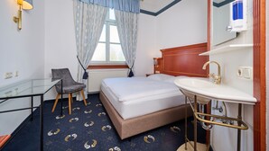 Basic Single Room - Tafernwirtschaft Hotel Schönbrunn (Landshut)