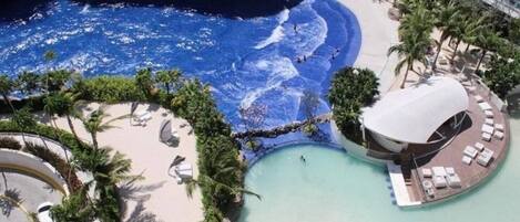 Piscina a l'aire lliure