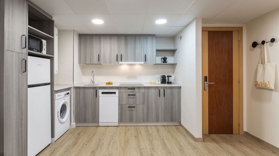 Vigo Bay Apartments by Olala Homes