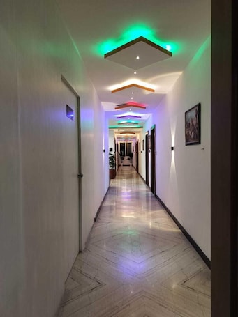 Lobby. Hotel Brij Palace And Restaurant