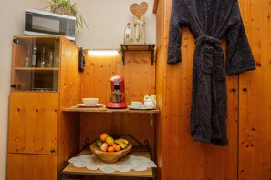 Quarto solteiro empresarial, 1 cama King | Roupas de cama antialérgicas