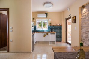 Fridge, microwave, oven, stovetop - Kalamaki Boutique Apartment, On Foot From Sandy Beach (Galatas)