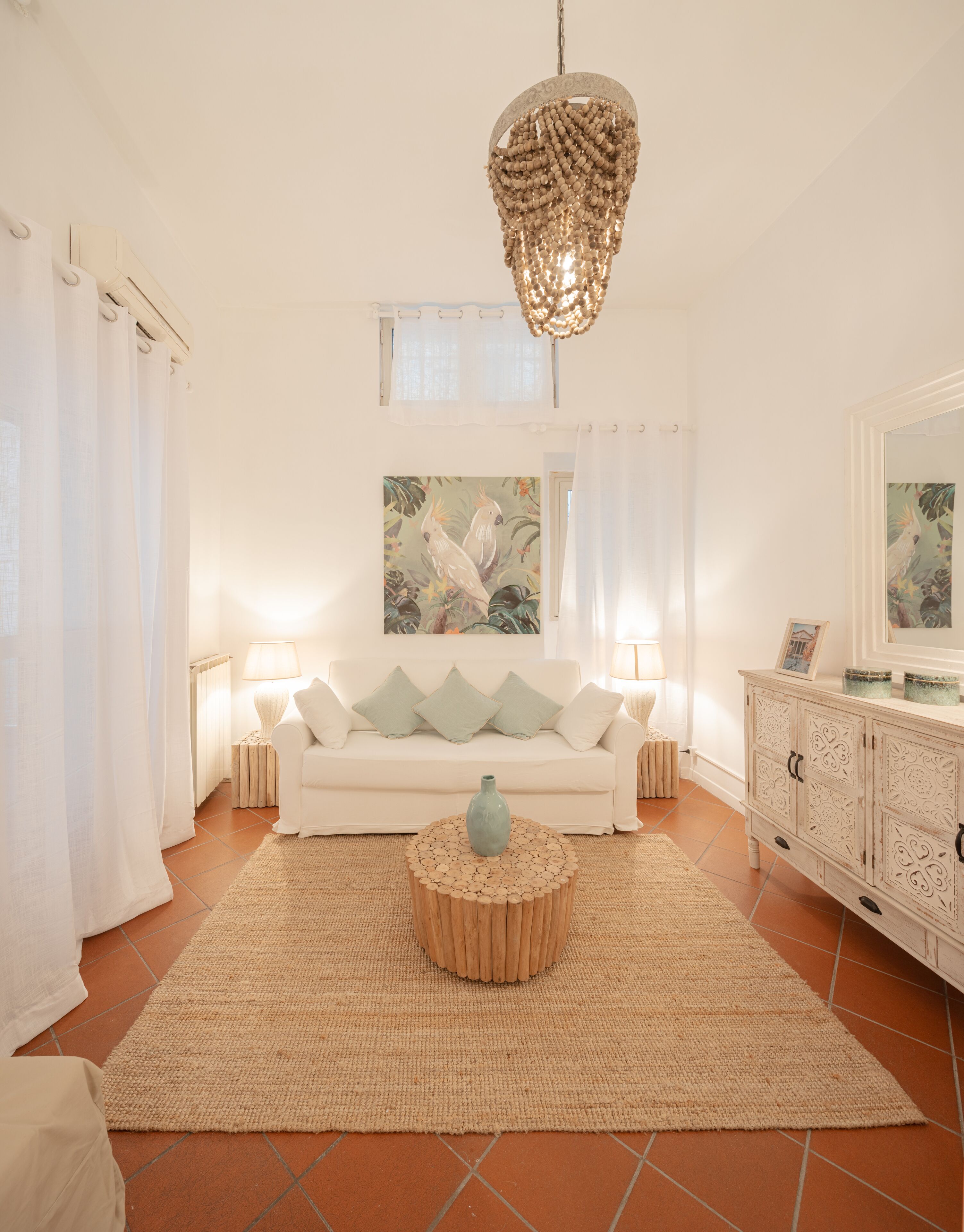 Apartamento de lujo | Zona de estar | Una televisión de pantalla plana