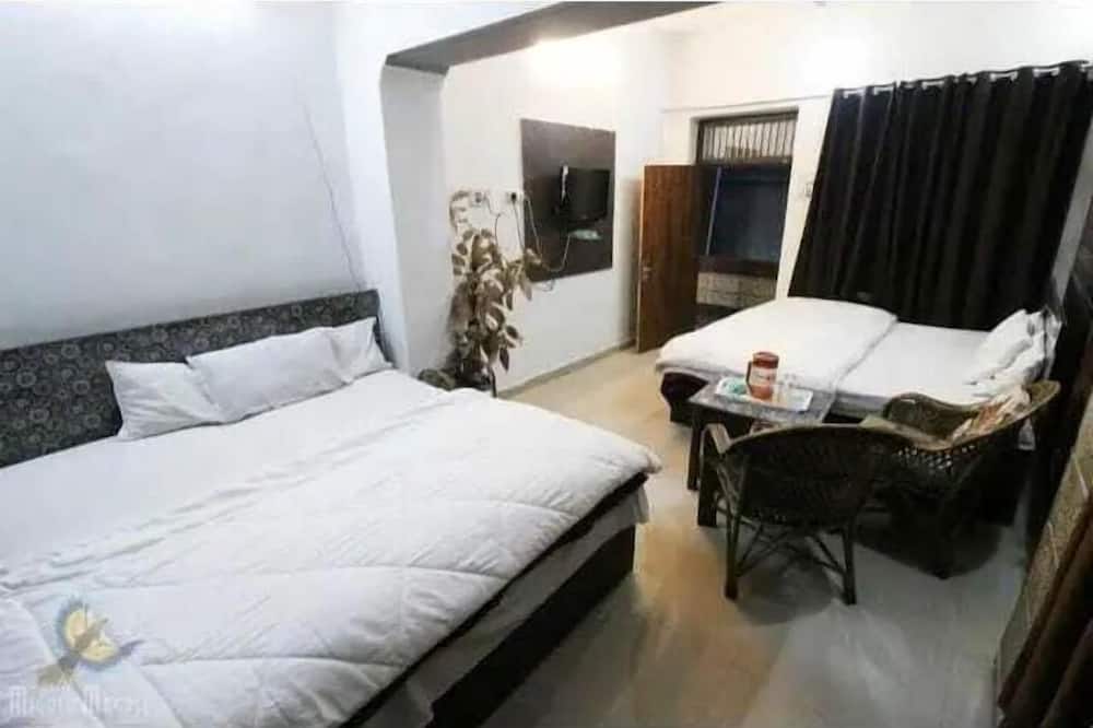 Narayani Guest House By GRB