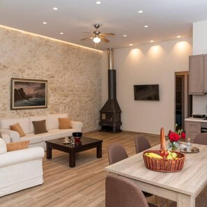 Ferienhaus, Raucher | 2 Schlafzimmer, Schreibtisch, schallisolierte Zimmer