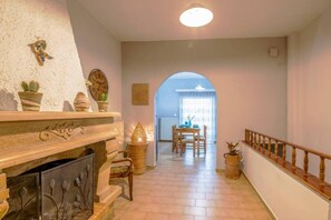 House, Smoking - Dm-discover Margarites Home (Mylopotamos)