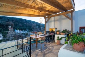 Villa, Smoking