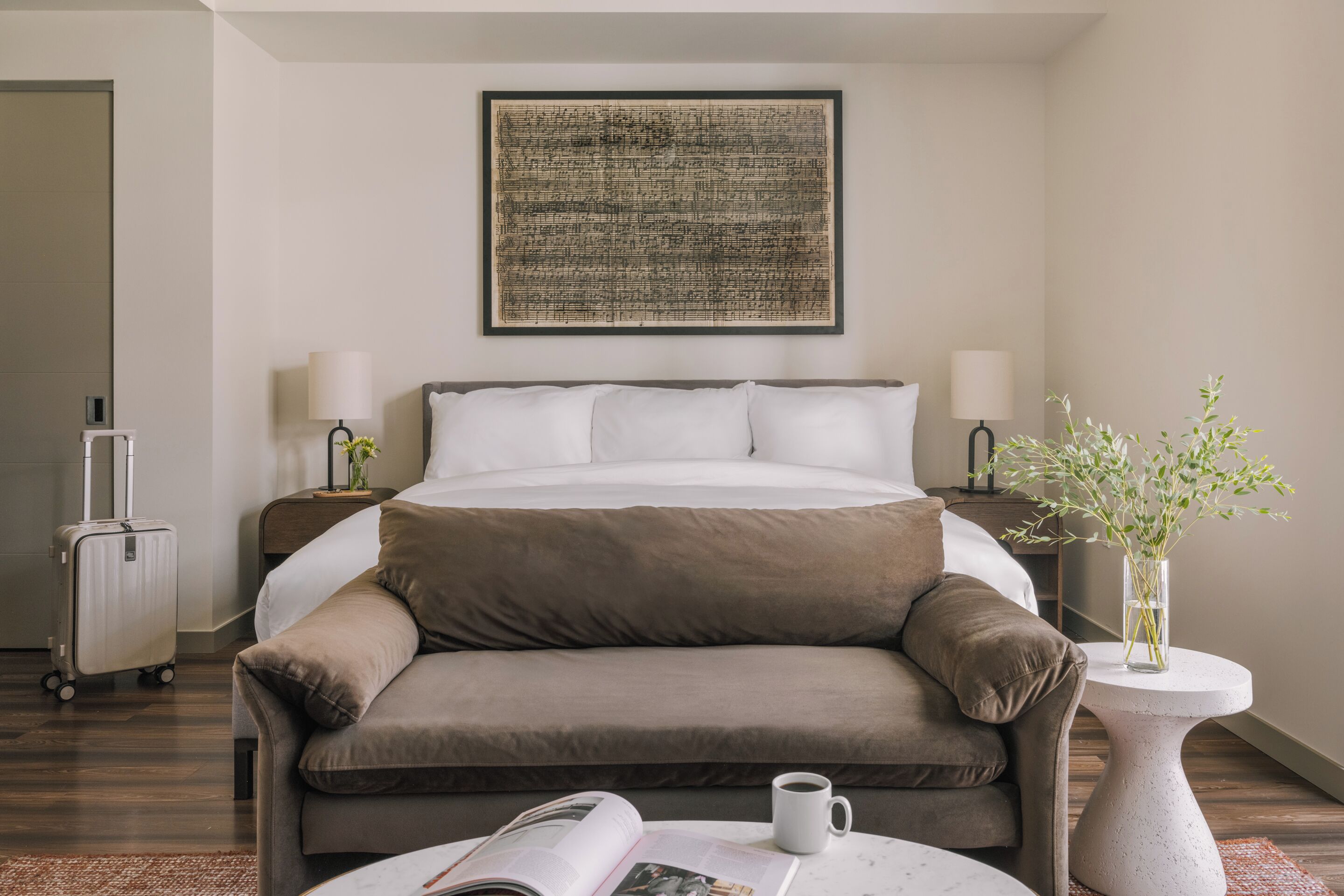 Sonder at Skyline | King Studio Apartment