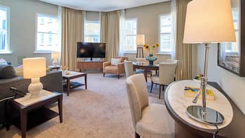 Deluxe Apartment, 1 Bedroom | Iron/ironing board, bed sheets