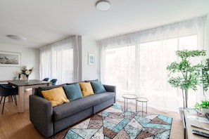 Design Apartment, Patio, Garden View | Living area - Linda Terrace  (Locarno)